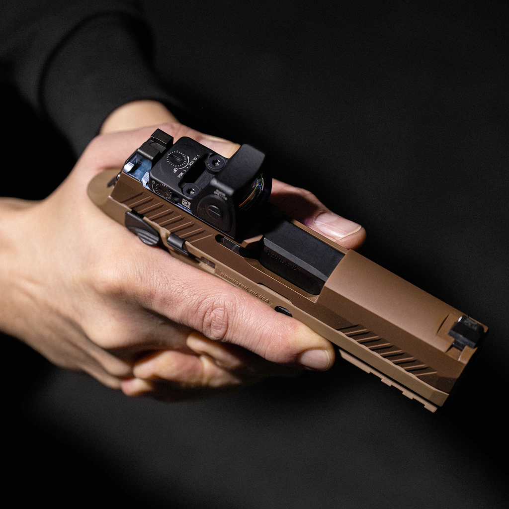 SIG Sauer Titanium Optic Plate – FERRO CONCEPTS SIG Sauer Titanium Optic Plate – FERRO CONCEPTS